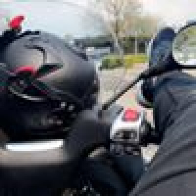 walid zoekt een Kamer / Appartement in Almere