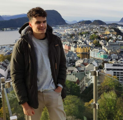 Niek is looking for a Rental Property / Room / Apartment in Almere